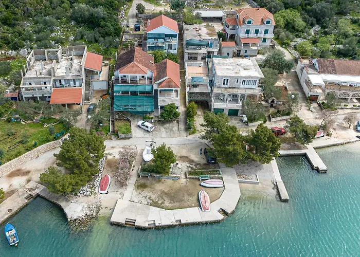 By The Sea Luka Dubrava, Peljesac - 13632 Putniković